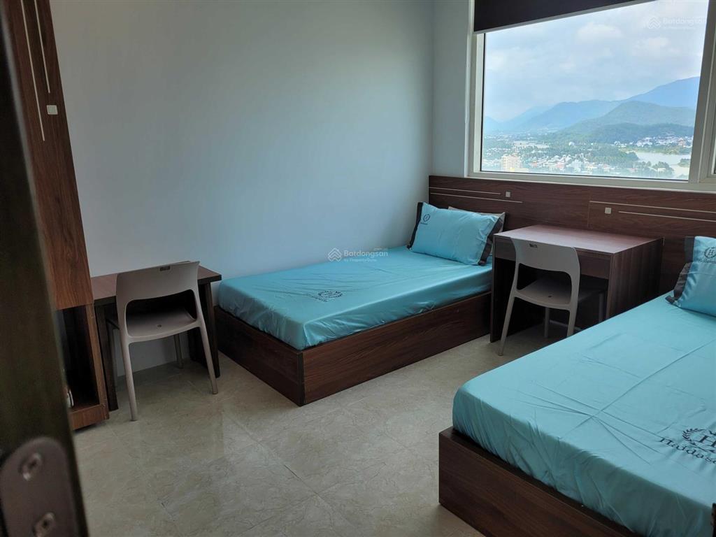 Bán căn hộ tứ quý 2222, 70m2, 2pn view sông và biển