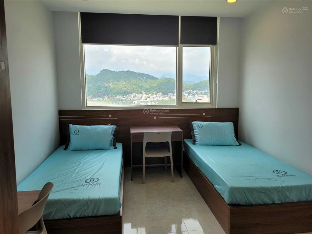 Bán căn hộ tứ quý 2222, 70m2, 2pn view sông và biển
