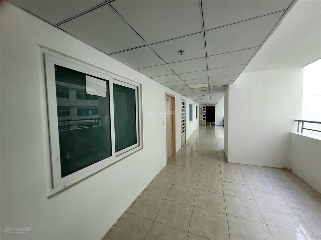 Bán căn hộ hàng hiếm 70m2, ngay giếng trời ở mường thanh khánh hòa, nha trang