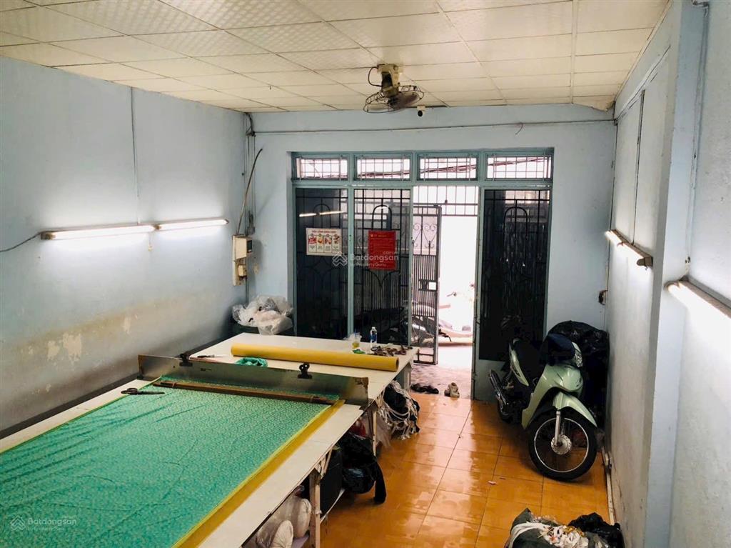 Bán nhà đường luỹ bán bích  4,32 x 14,5m  2 tầng  nhỉnh 5 tỷ  q. tân phú  0914 443 ***