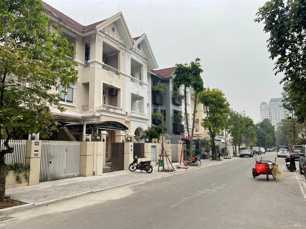 Bán liền kề ciputra thiết kế đẹp, đường rộng 15m, khu riêng biệt ở cực kỳ thích, tiện ích đầy đủ