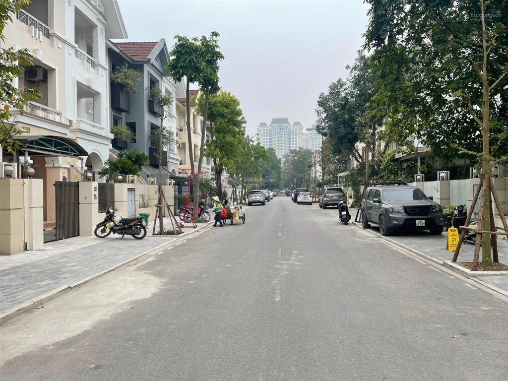 Bán liền kề ciputra thiết kế đẹp, đường rộng 15m, khu riêng biệt ở cực kỳ thích, tiện ích đầy đủ