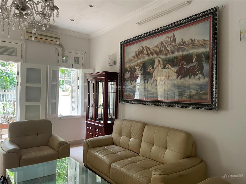 Bán liền kề ciputra thiết kế đẹp, đường rộng 15m, khu riêng biệt ở cực kỳ thích, tiện ích đầy đủ