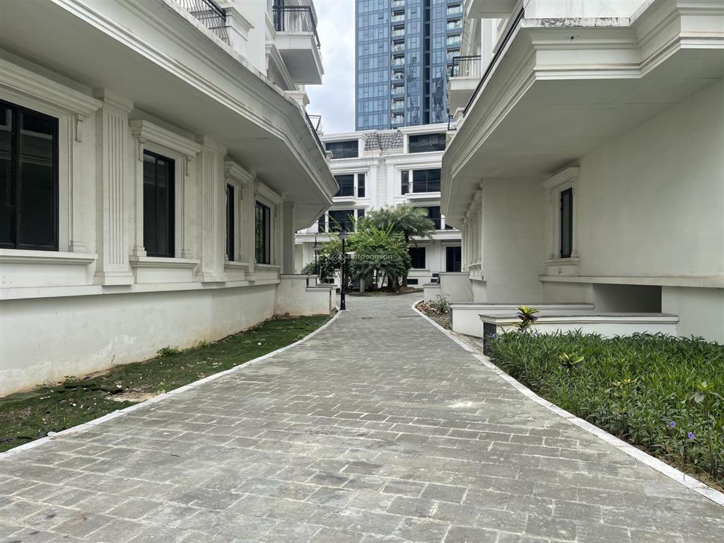 Bán biệt thự kinh doanh tại kđt ciputra, 2 mặt tiền, view công viên, tháp tài chính giá rẻ nhất khu