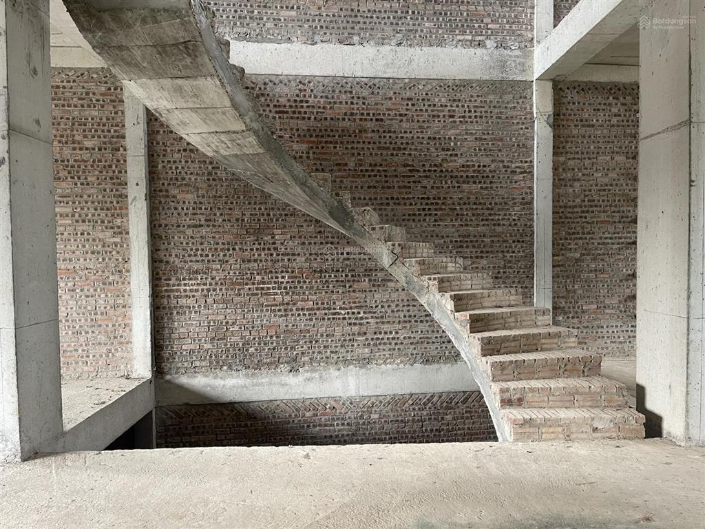 Bán biệt thự kinh doanh tại kđt ciputra, 2 mặt tiền, view công viên, tháp tài chính giá rẻ nhất khu