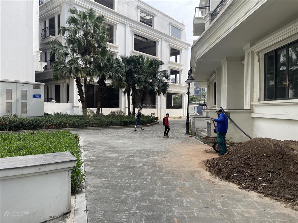 Bán biệt thự kinh doanh tại kđt ciputra, 2 mặt tiền, view công viên, tháp tài chính giá rẻ nhất khu