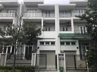 Chính chủ bán biệt thự khu k  kđt ciputra, có nội thất, view vườn hoa, hướng nam mát mẻ, giá tốt