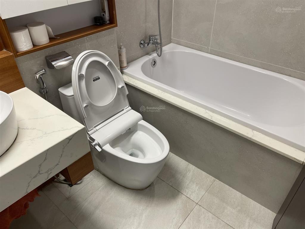 Bán căn hộ duplex starlake, tầng cao view đẹp, hướng nam mát mẻ, thiết kế đẹp, nội thất cao cấp