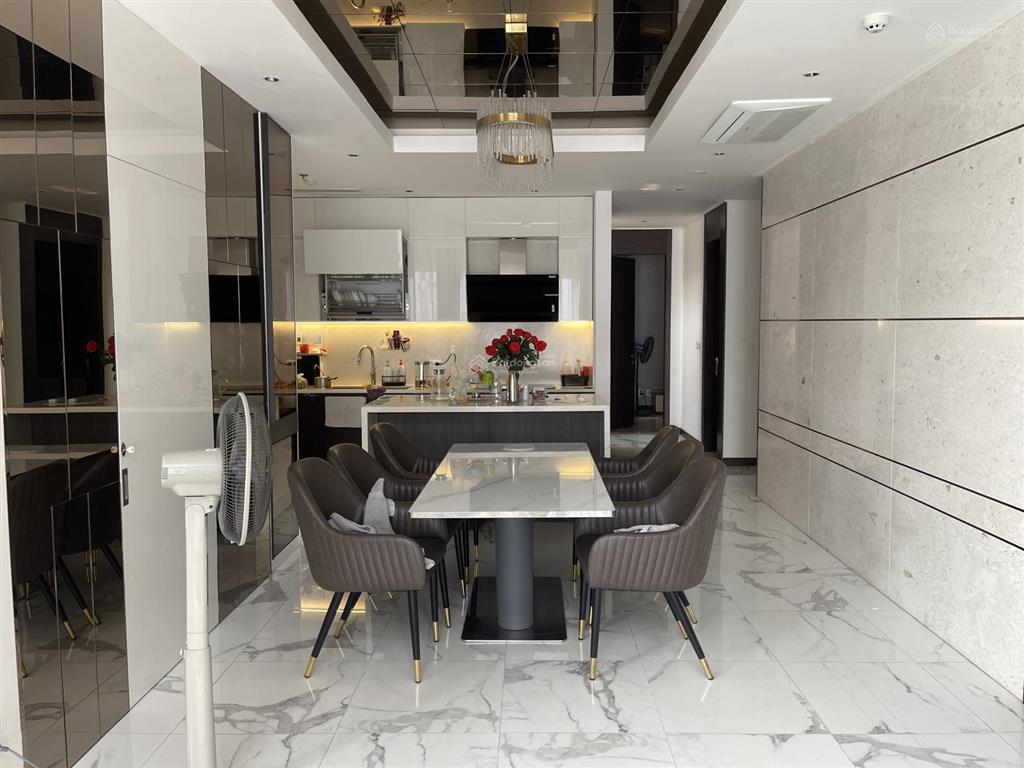 Bán căn hộ duplex starlake, tầng cao view đẹp, hướng nam mát mẻ, thiết kế đẹp, nội thất cao cấp
