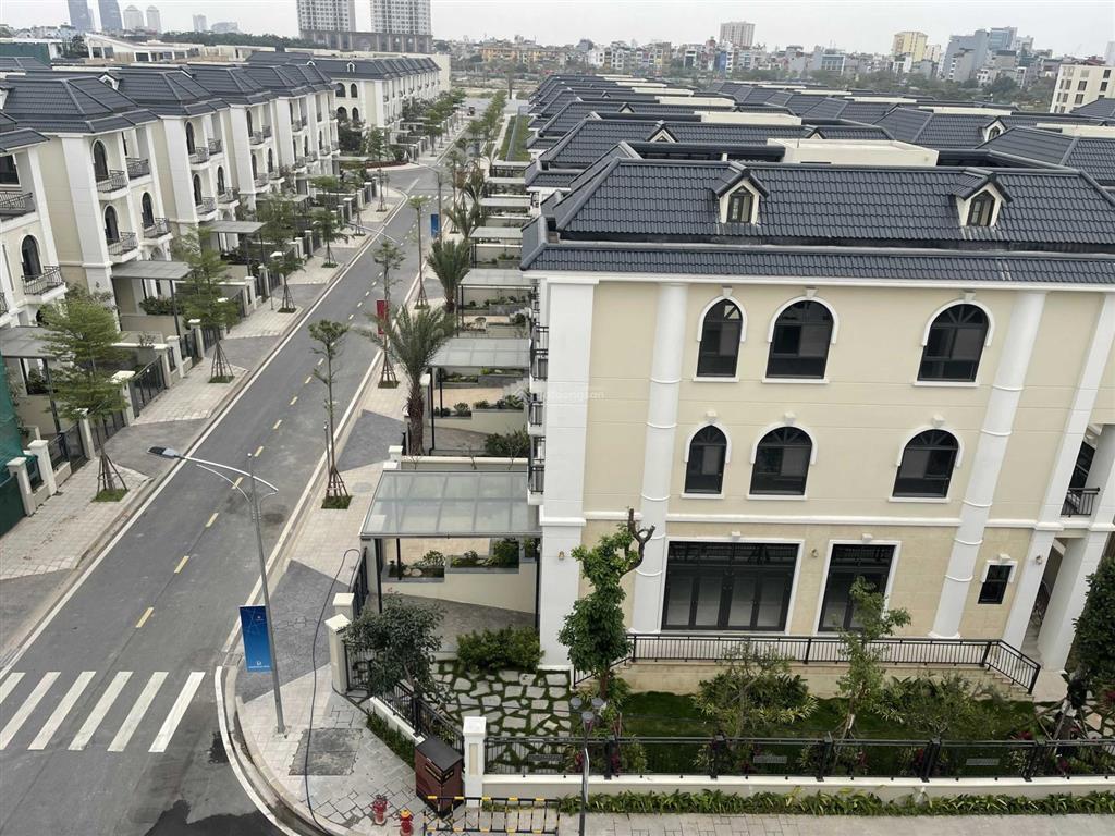 Bán biệt thự đơn lập và song lập vị trí đẹp, nhà 2 mặt đường trước sau, giá thương lượng