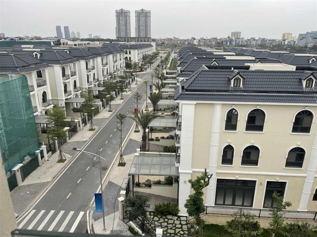 Bán biệt thự đơn lập và song lập vị trí đẹp, nhà 2 mặt đường trước sau, giá thương lượng