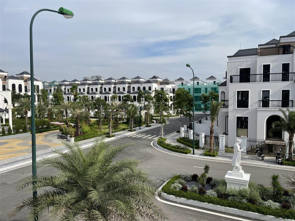 Bán biệt thự căn góc đẹp nhất ciputra, view vườn hoa, gần công viên 65ha, nhà bàn giao mới tinh