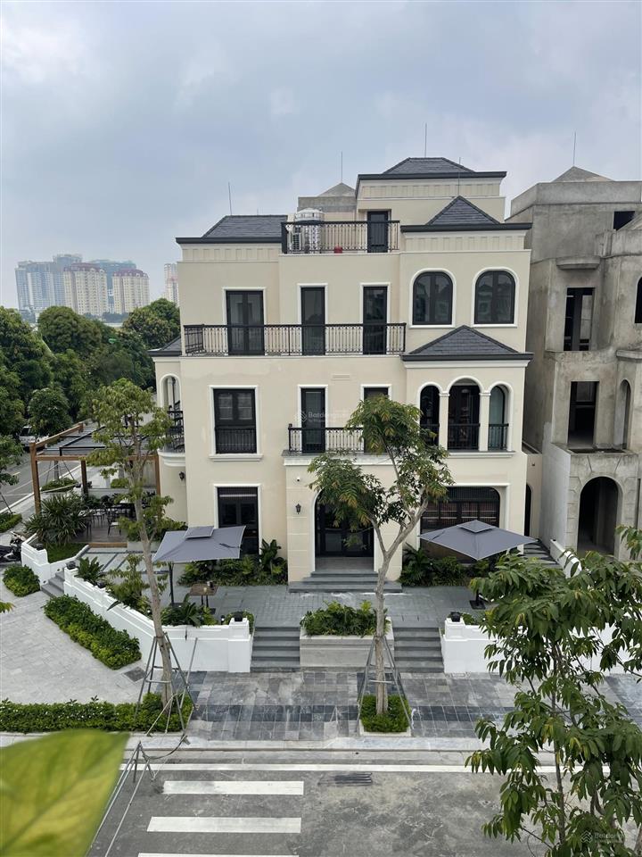 Bán biệt thự căn góc đẹp nhất ciputra, view vườn hoa, gần công viên 65ha, nhà bàn giao mới tinh