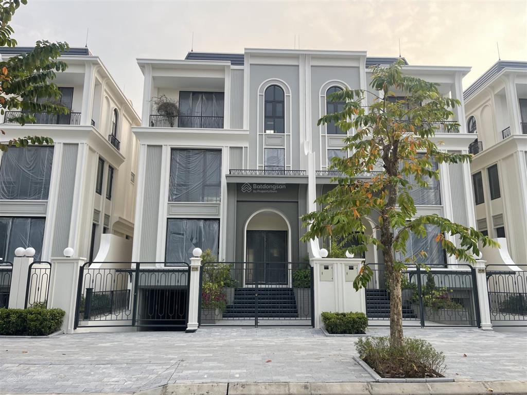 Bán biệt thự ciputra mặt đường đôi 30m, view vườn hoa siêu đẹp, gần đại công viên 65ha thoáng mát