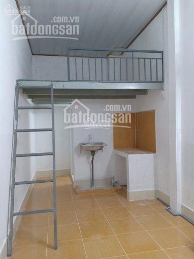 Cho thuê phòng trọ quận 7, giá 2tr/th 2tr2 ở 1ng bớt còn 2tr