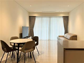Cho thuê 2pn 2wc layout rộng nhất 94m2, view hồ bơi, cầu ba son giá 45tr/tháng, full nội thất.