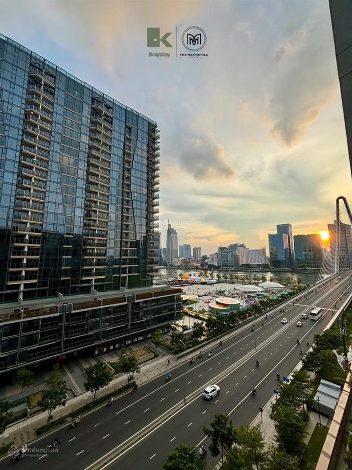 Bán 1pn 1wc 50m2  tầng cao, view đẹp giá 13,5 tỷ all in, đã có sổ hồng.