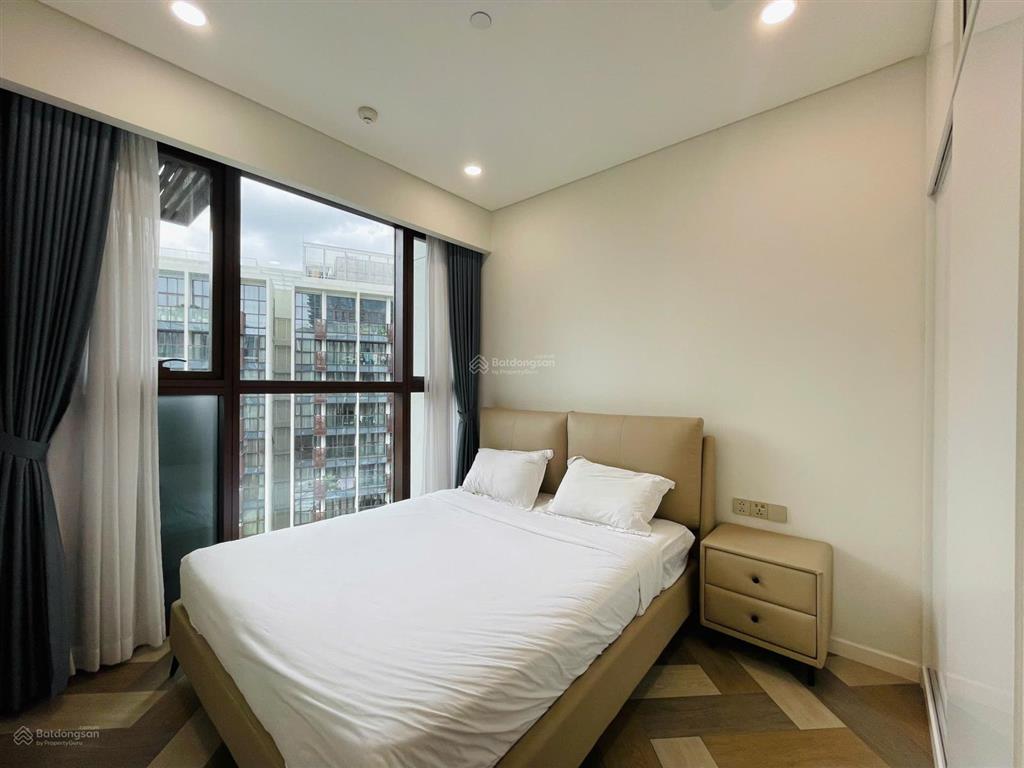 Bán 1pn 1wc 50m2 có vách tường, full nt sẵn hđ thuê giá 13,5 tỷ all in, view sông sg và ifc marina