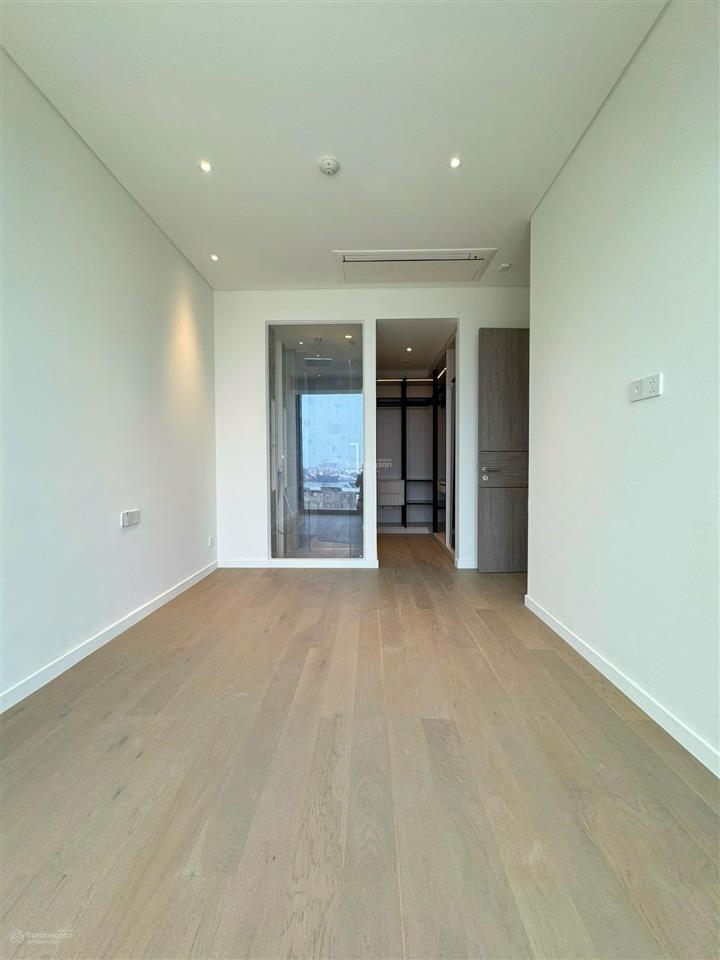 Layout hiếm bán 2pn 2wc 76m2, giá 34,5 tỷ còn tl, đã có sổ, xem nhà 24/7.  nghĩa 0708 864 ***