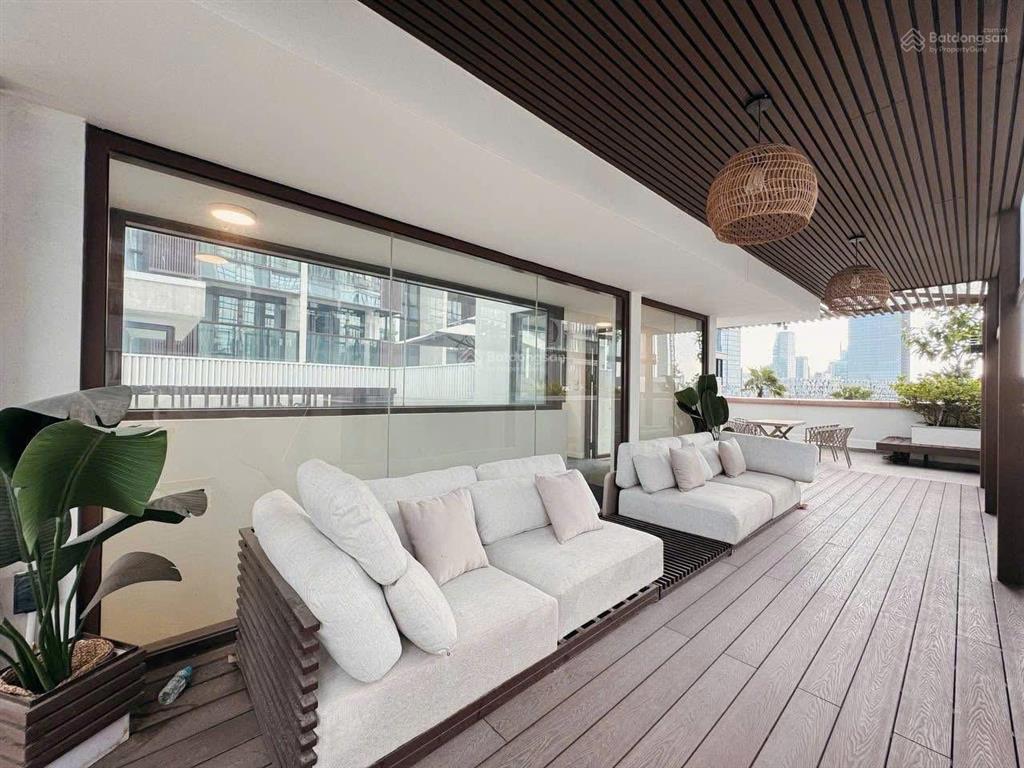 Cần bán 2pn 2wc 93m2, có sân vườn 93 m2, giá 25 tỷ all in  đã có sổ