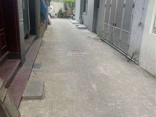 Đất lê văn hiến ngõ thông, ô tô vào đất. 6.25 tỷ
