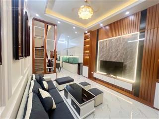 Thuỵ khuê phân khúc nhà hiếm 30m2, 5 tầng giá 7 tỷ tròn