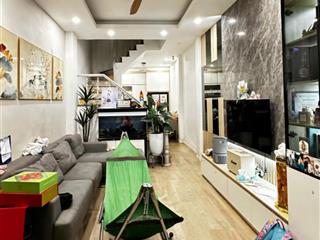 Bán nhà đẹp 42m2 4pn phố thụy khuê gần hồ tây nhỉnh 10 tỷ