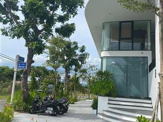 Siêu phẩm toà văn phòng tích hợp căn hộ góc 2 mặt tiền khu vip nam việt á view trực diện pháo