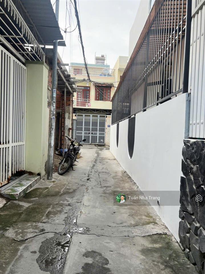 Giá tốt  căn nhà 78,5m2 ngay trung tâm p. nam nha trang (phước hải cũ)  3tỷ9(sổ hoàn công)