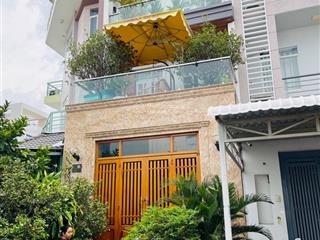 Nhà quận 4 bến vân đồn, khánh hội 5m x16m 5 tầng, giá 16 tỷ 5 thang máy, gần đh nguyễn tất thành