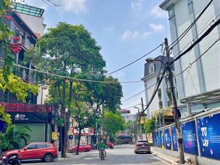 Cực hiếm cầu giấy, lô góc 3 mặt thoáng, vỉa hè vòng quanh, kinh doanh bất chấp, 90m2  45,8 tỷ