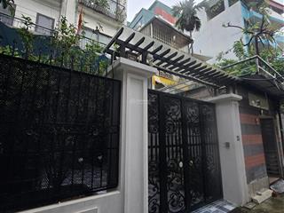 Hàng hiếm ba đình, dt 109m2, mặt tiền 6m, ô tô vào nhà, giá cực tốt để đầu tư,