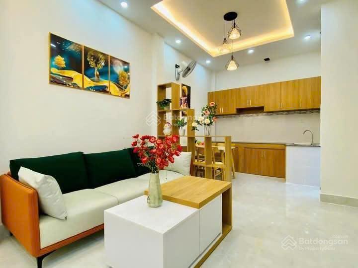 Bán gấp nhà hậu giang, 60m2, 4 tầng btct, 4pn 5wc, gần cooprmart hậu giang,hẻm xe hơi tới cửa