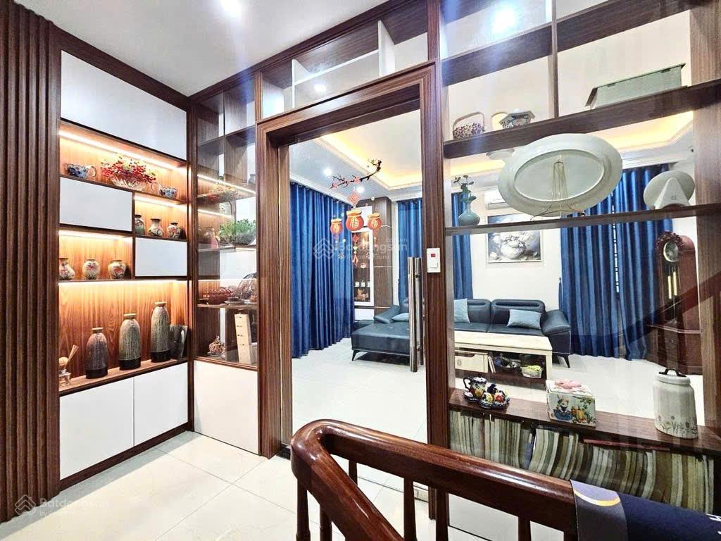 Bán nr mễ trì hạ, ô tô tránh, kinh doanh, nội thất vip dt 60mx5t, mt quyền lực, 18.8 tỷ