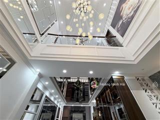 Tc trong tay rinh ngay căn nhà hạng sang siêu vip phố ngọc khánh, tt q. ba đình 52m2, 18.5 tỷ