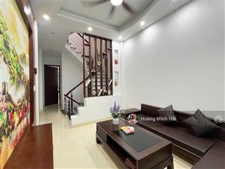 Tc chỉ 8 tỷ sở hữu ngay căn nhà phố cầu am, vạn phúc, dt 36m2, 3pn, nt vip, ngõ thông, ô tô gần