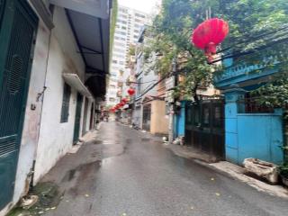 Hàng xóm khai sơn ô tô tránh kinh doanh phân lô quân đội
lý sơn, ngọc thụy, long biên