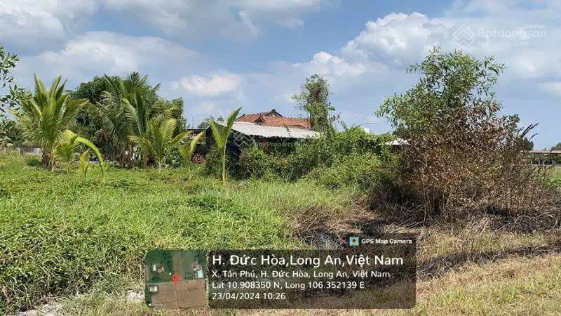 Bán đất tại xã tân phú, đức hòa, long an, giá siêu hời 2,185 tỷ, 875 m2