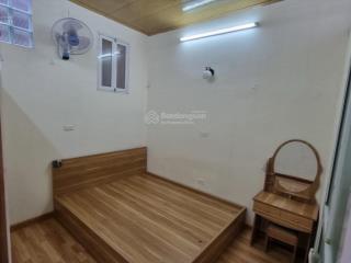 Bán nhà cầu giấy  3 thoáng, 30m ra phố, trước nhà 3.5m  46m2, 7.85 tỷ