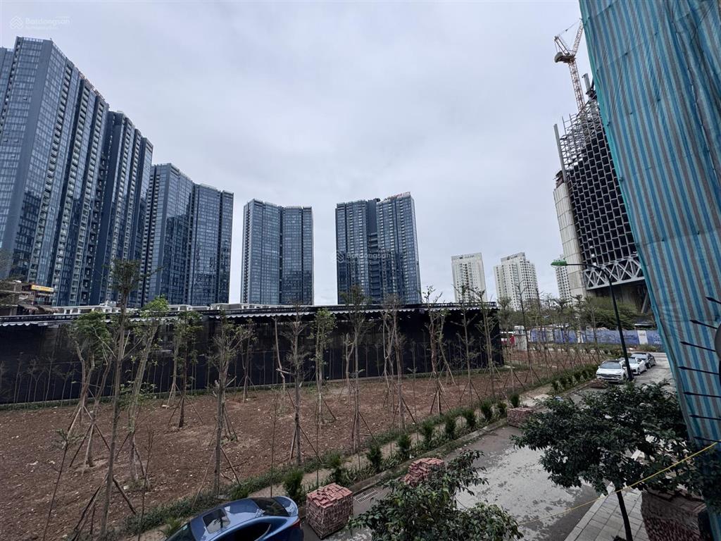 Mới ra căn liền kề ia20 ciputra 120m2 33 tỷ 0902 059 ***