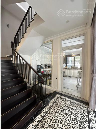 Mới ra  biệt thự tây hồ residence mặt vườn hoa  131m2  giá 33 tỷ   0978 025 ***