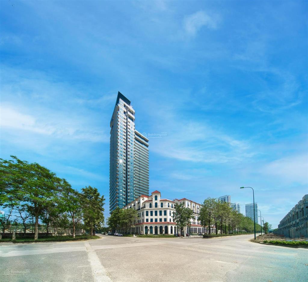 Bán gấp  liền kề sunshine golden river  97m2  30.5 tỷ   0978 025 ***