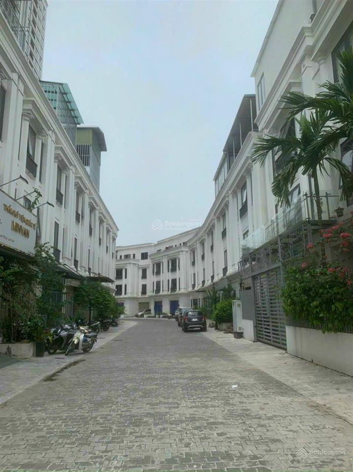 Mới ra  bán nhanh liền kề 789  125m2  29 tỷ   0978 025 ***