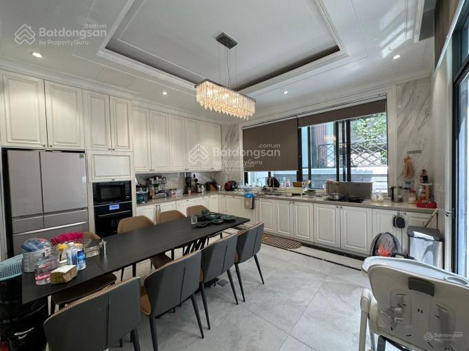 Cần bán gấp liên kề embassy  120m2  46 tỷ   0978 025 ***