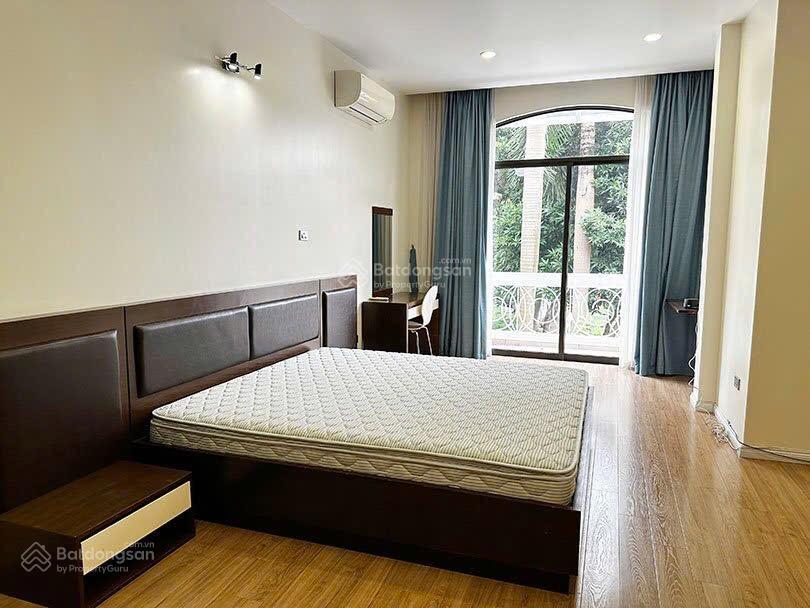 Bán gấp  liền kề vov mễ trì  120m2  29 tỷ   0978 025 ***