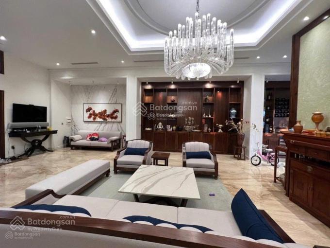 Mới ra  biệt thự nam cường, cổ nhuế  220m2  42 tỷ   0978 025 ***