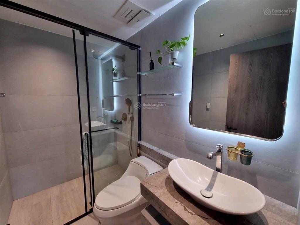 Giảm thêm 2 tỷ vào việc nhanh  bán gấp căn 142m2  13 tỷ   0978 025 ***