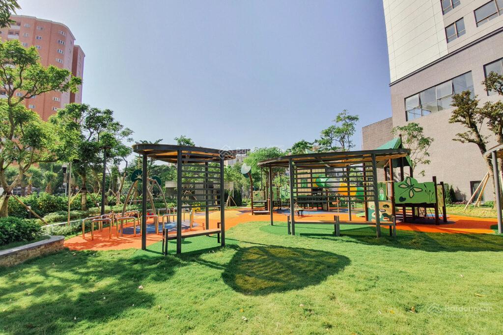 Mới ra  cần tiền gấp  bán nhanh  căn 113m2  giá 17 tỷ   0978 025 ***