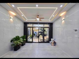 Bán nhà 2 tầng giá 3,89 tỷ  hxh nguyễn gia trí  gần đại học ngoại thương, gtvt, hutech, sổ riêng