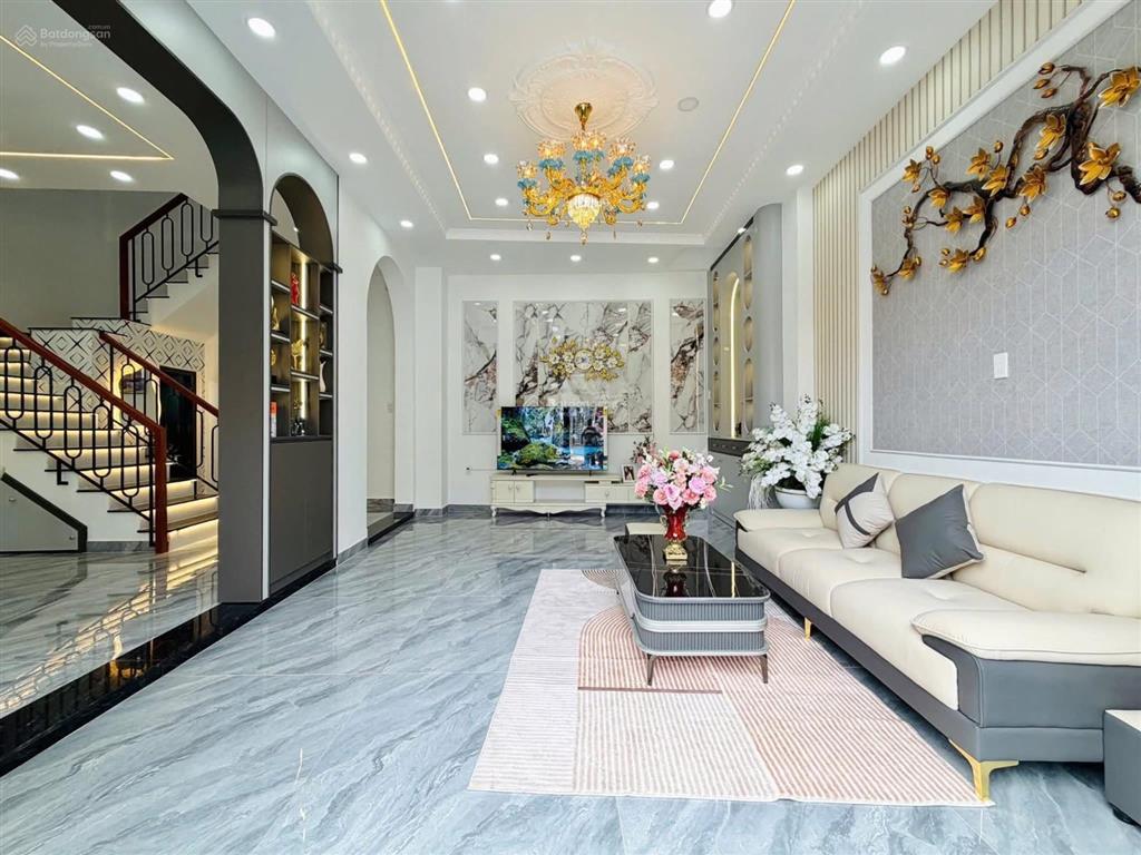 Bán nhà giá ngộp 4,58 tỷ  hxh nam kỳ khởi nghĩa, quận 3  gần chùa vĩnh nghiêm, thuê sẵn 28 triệu